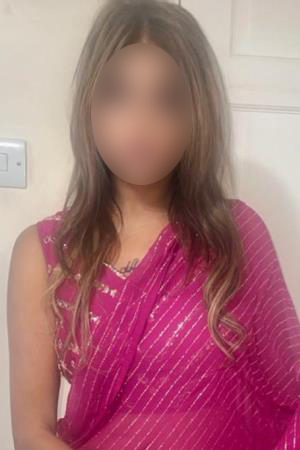 Busty Indian London escort SHREYA - Stanmore HA7